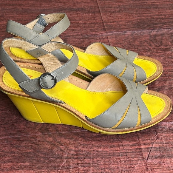 CAMPER Filippa Sandals Size 38/7.5 Retro Wedge Platform Ankle Strap Gray Yellow - Picture 1 of 9